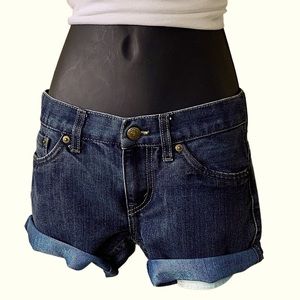 💰SOLD💰💵 Levi's Denim Short Shorts